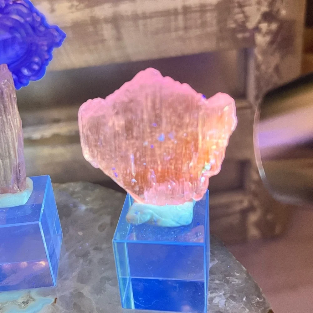 Kunzite - Picture 9 of 10